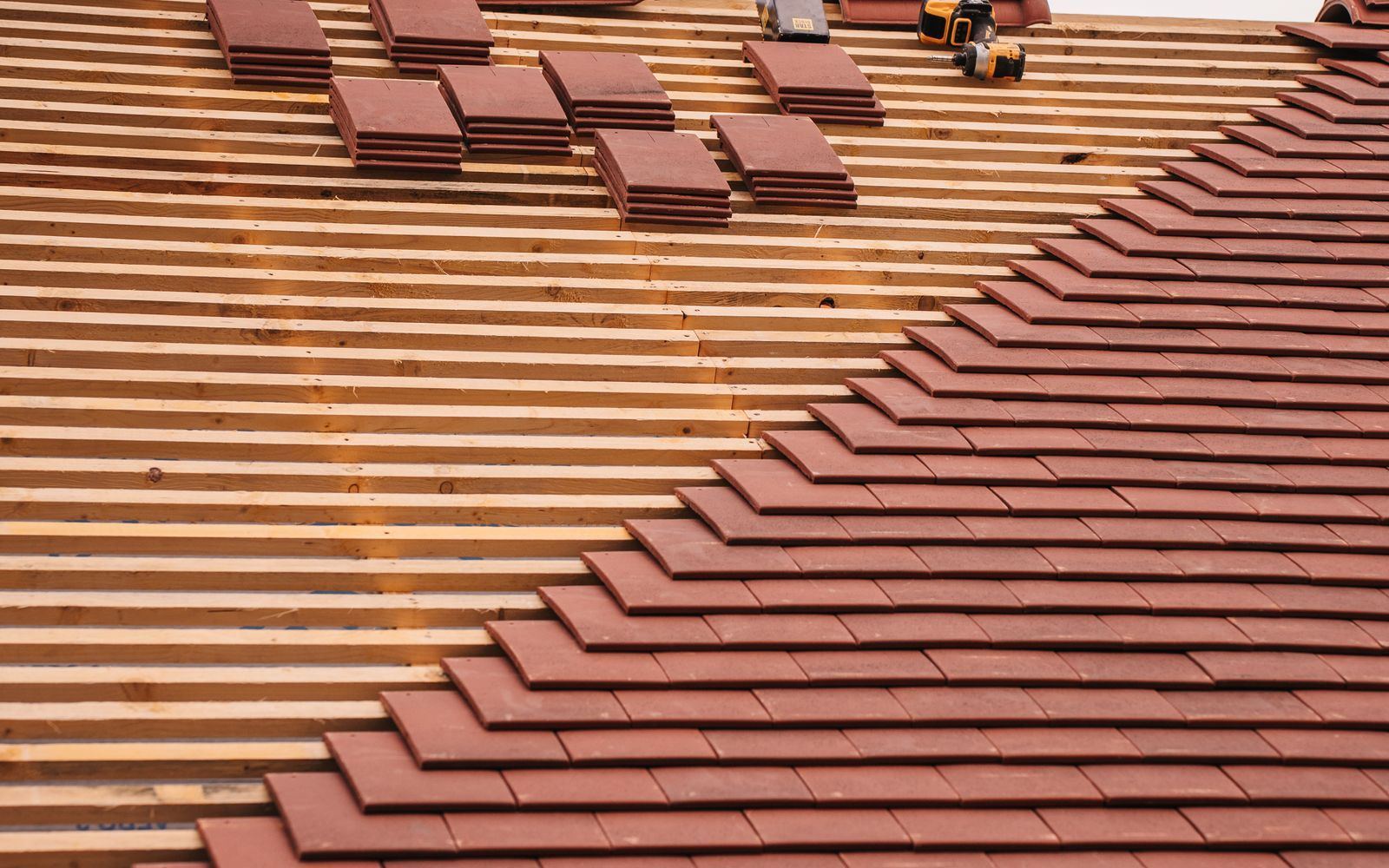 Artisanal Couverture, chantier de couvreur zingueur à Rochefort